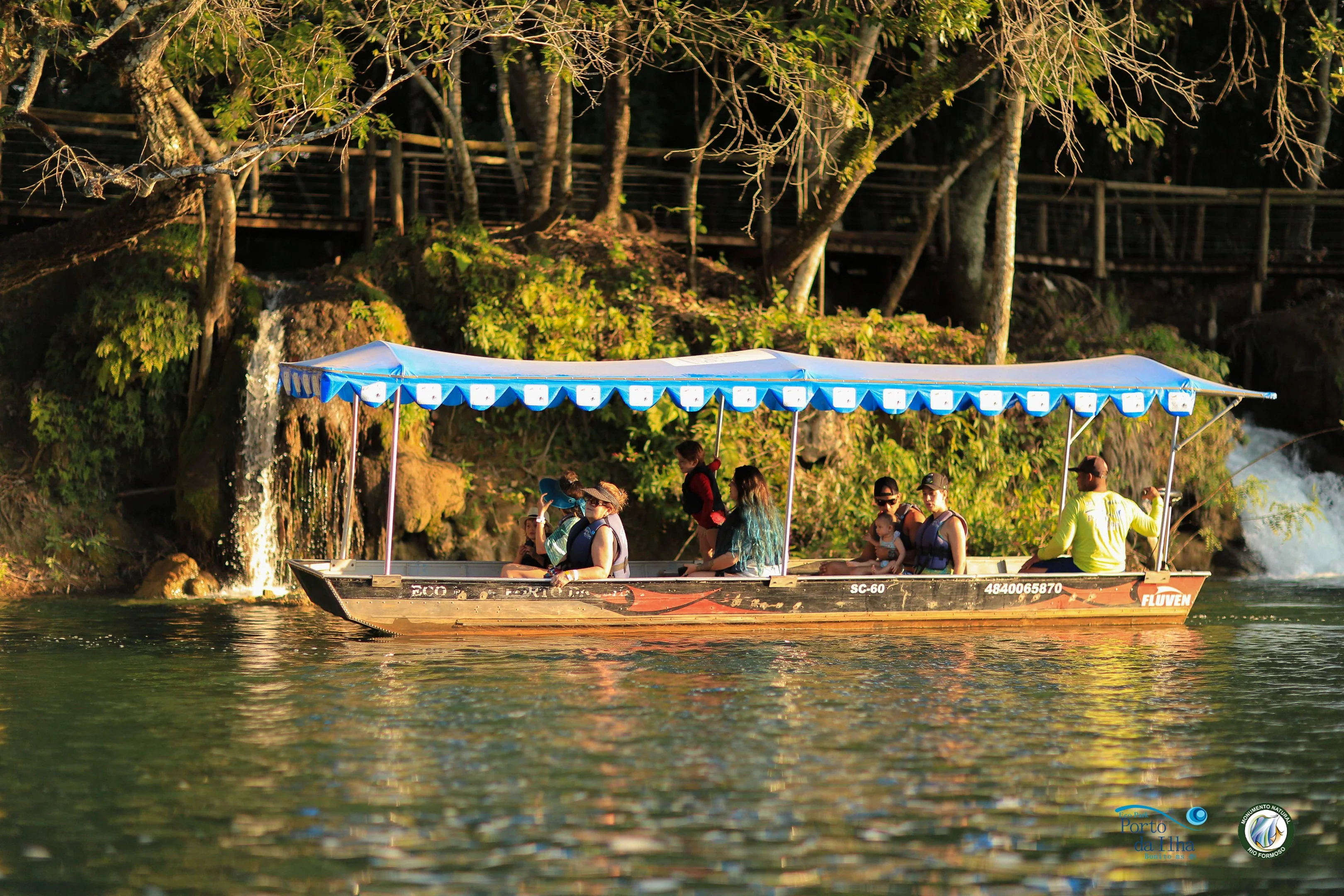 Barco Elétrico - Eco Park Porto da Ilha - Bonito-MS
